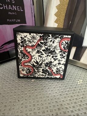 Gucci Black and White Decorative Box and dust bag with Pink Snake Motif